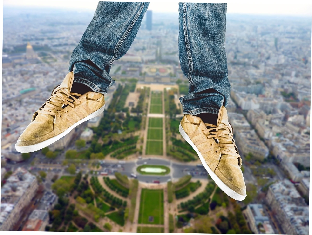 So there's this whole barefoot and minimalist shoes movement pushing back against regular shoes.