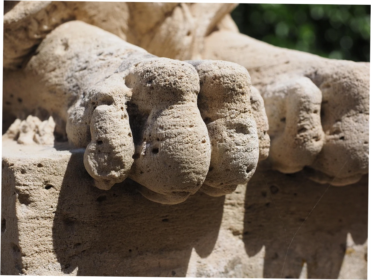Let's talk about how to treat flat feet caused by medications