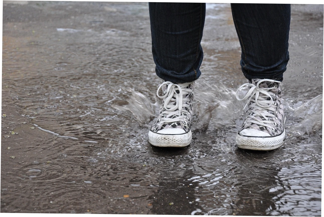 So, how do we treat flat feet that come from an injury?