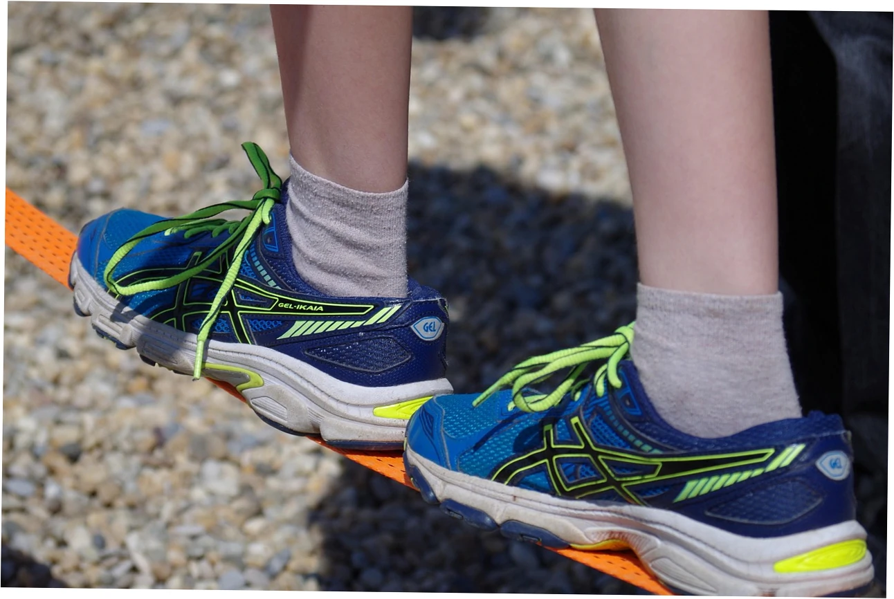 Transitioning to barefoot shoes with flat feet