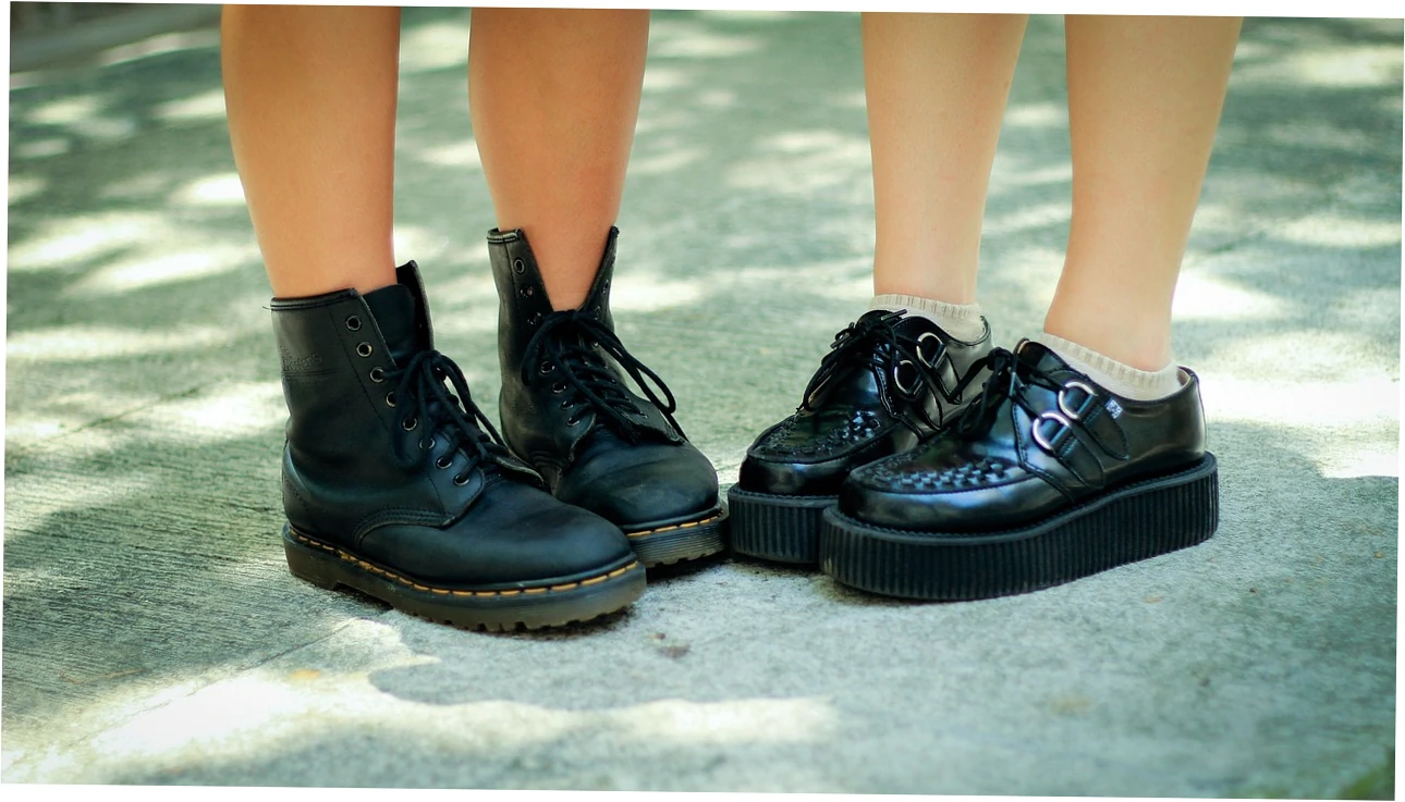 So, you've got flat feet and you're wondering about running shoes?